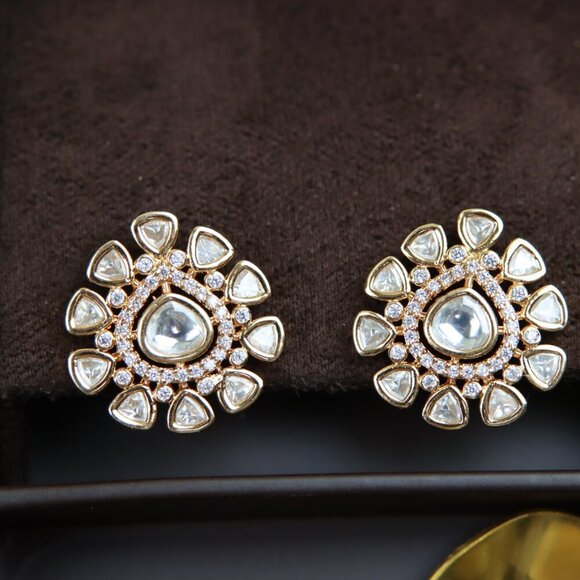 Teardrop Halo Kundan Brass Earrings JP09